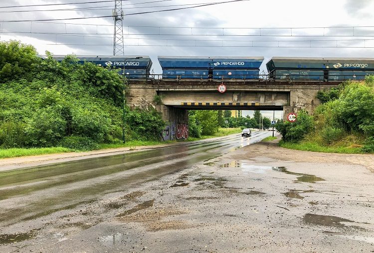 Są&nbsp;oferty na&nbsp;przebudowę ulicy Ostrogórskiej