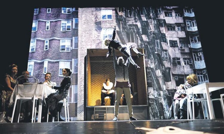 Magia Teatru Zagłębia przez&nbsp;łącza
