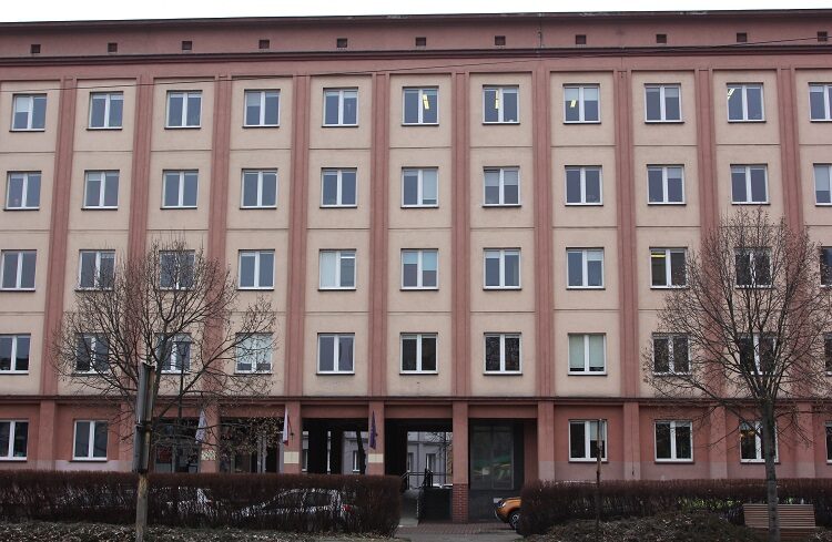 Miliony na&nbsp;walkę z&nbsp;niską emisją