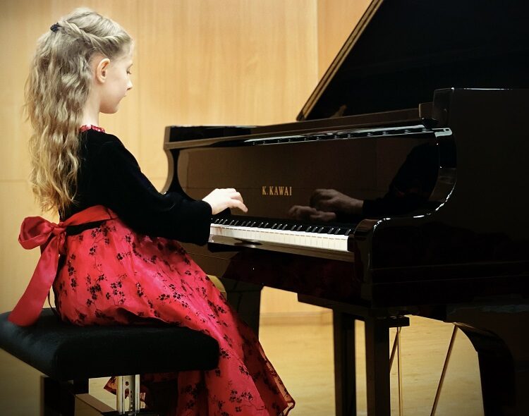 Sukcesy uczniów sekcji fortepianu Zespołu Szkół Muzycznych w&nbsp;Sosnowcu