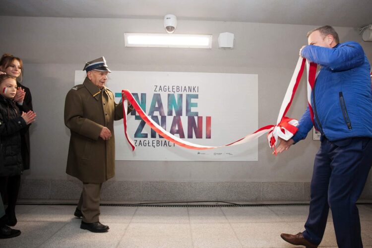 Znane Zagłębianki i&nbsp;znani Zagłębiacy na&nbsp;wystawie