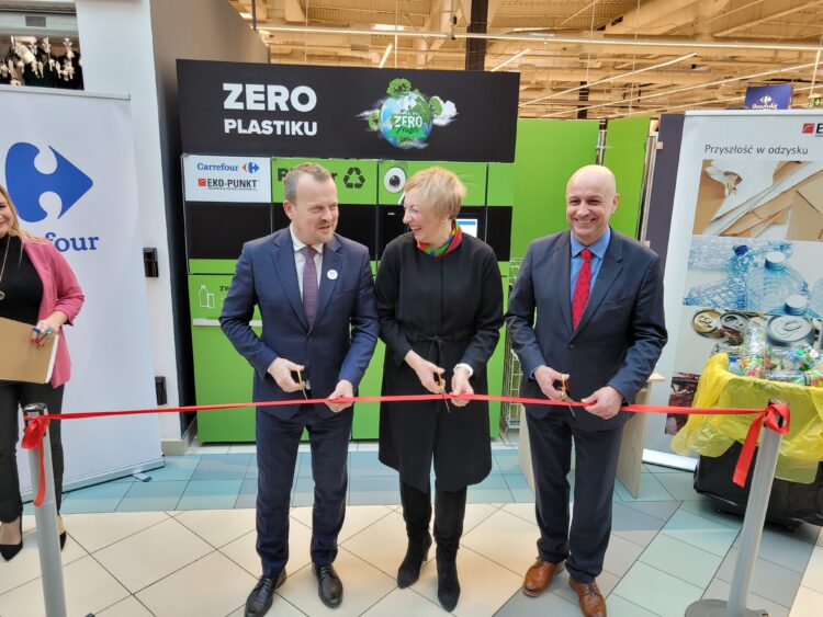 Oddajesz butelki, zyskujesz e-bony