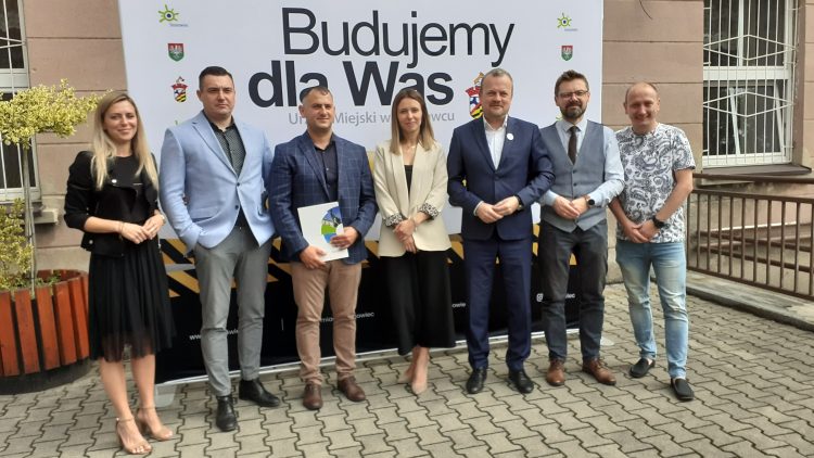 30 milionów na&nbsp;termomodernizację szkół i&nbsp;przedszkoli