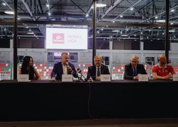 Tauron sponsorem hokeja