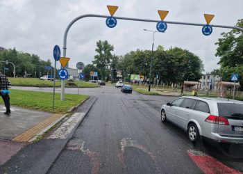Trwa wymiana asfaltu na&nbsp;rondzie na&nbsp;Pogoni