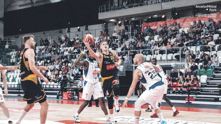 Koszykarskich zmagań w&nbsp;Arenie Sosnowiec ciąg dalszy