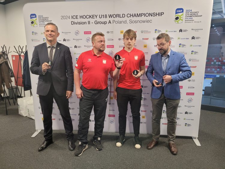 Młodzi hokeiści zagrają w&nbsp;Sosnowcu