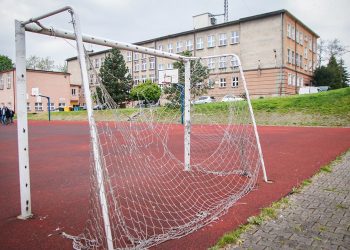 Nowe hale przy sosnowieckich szkołach