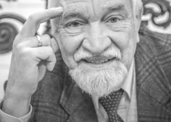 Nie&nbsp;żyje Tomasz Kostro