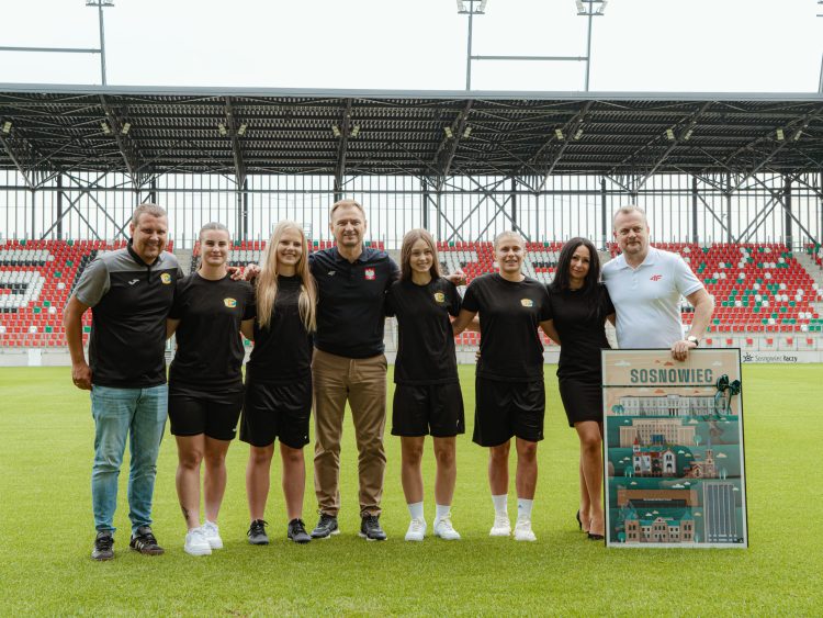 Akademia Czarnych z&nbsp;ministerialnym wsparciem