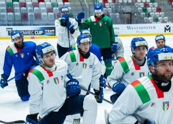 Turniej EIHC w ArcelolMittal Parku