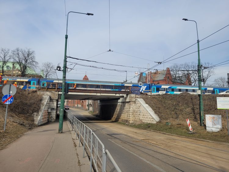 Otwierają Piłsudskiego, zamykają Żeromskiego