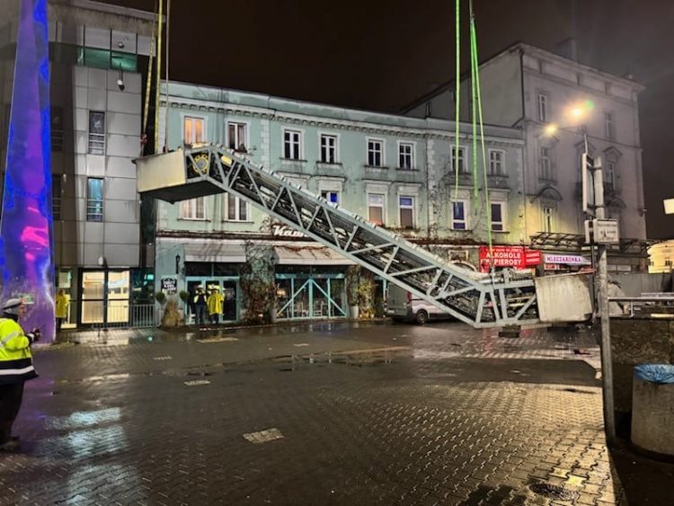 Ruchome schody na&nbsp;Patelni już zamontowane