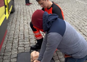 Rekordowe MedTrucki przed&nbsp;Urzędem Miasta