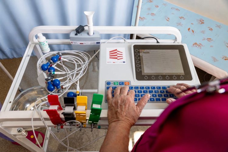 Nowoczesna diagnostyka i&nbsp;cyfrowa transformacja w&nbsp;Centrum Zdrowia Dziecka i&nbsp;Rodziny