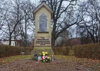 Otoczenie kapliczki w&nbsp;Milowicach do&nbsp;remontu